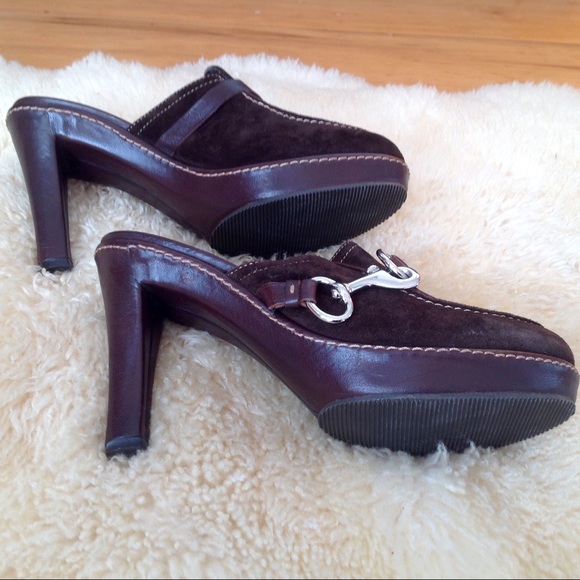 Shoes - Picture 4 of 8